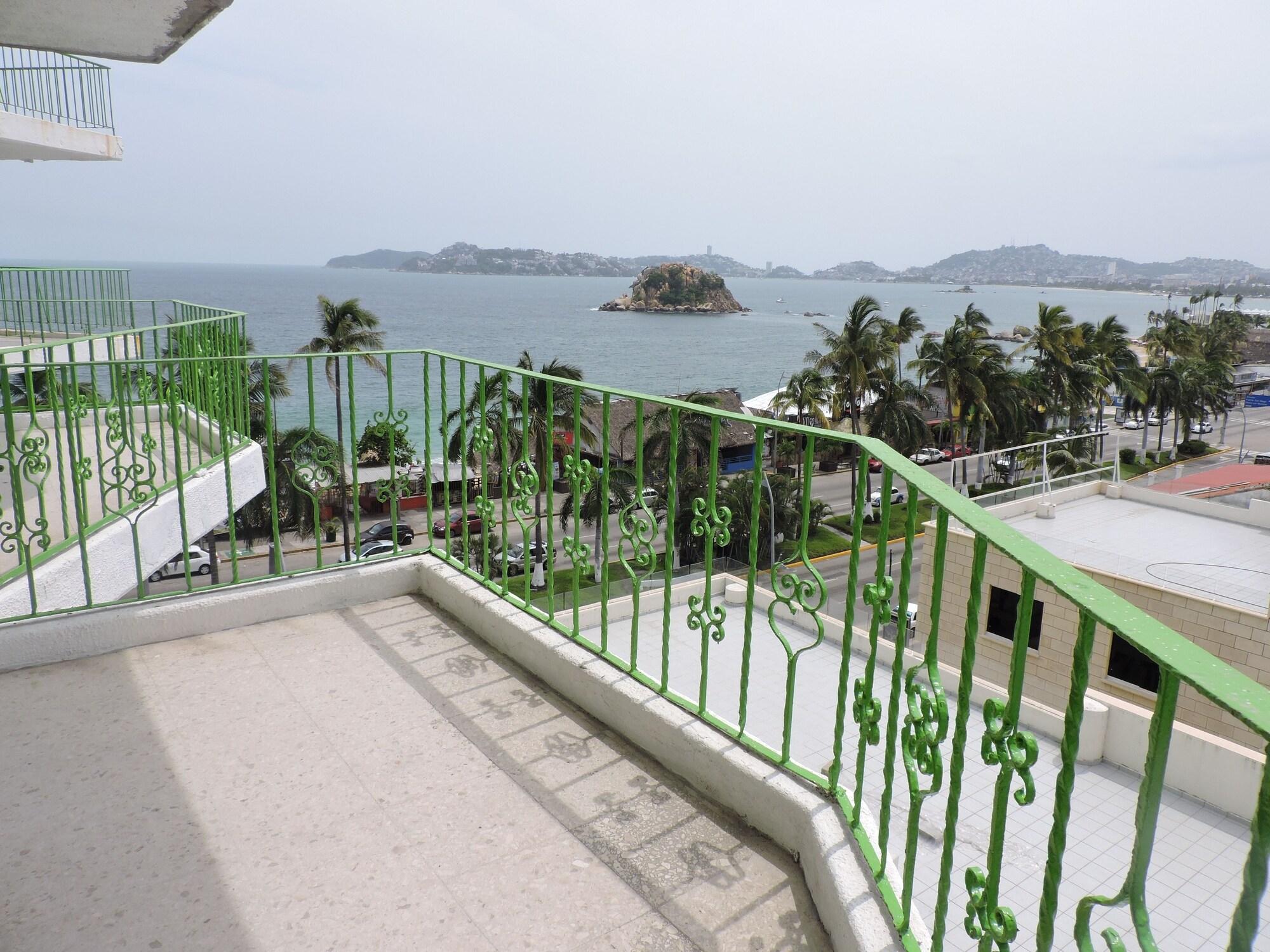 Hotel Acapulco Tortuga Екстериор снимка